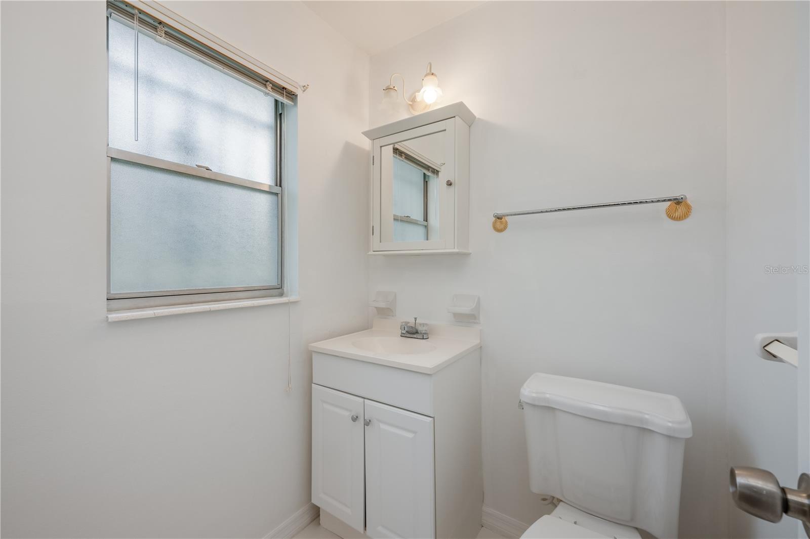858 DARWIN DR, ALTAMONTE SPRINGS, FL, 32701