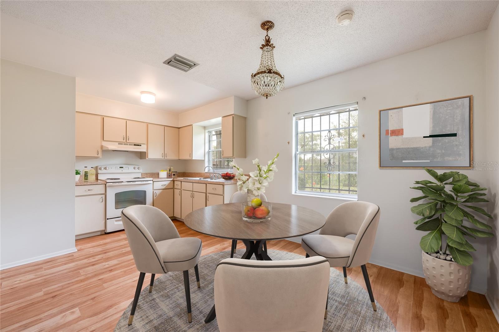 858 DARWIN DR, ALTAMONTE SPRINGS, FL, 32701