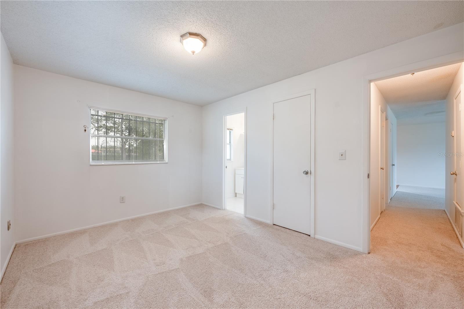 858 DARWIN DR, ALTAMONTE SPRINGS, FL, 32701