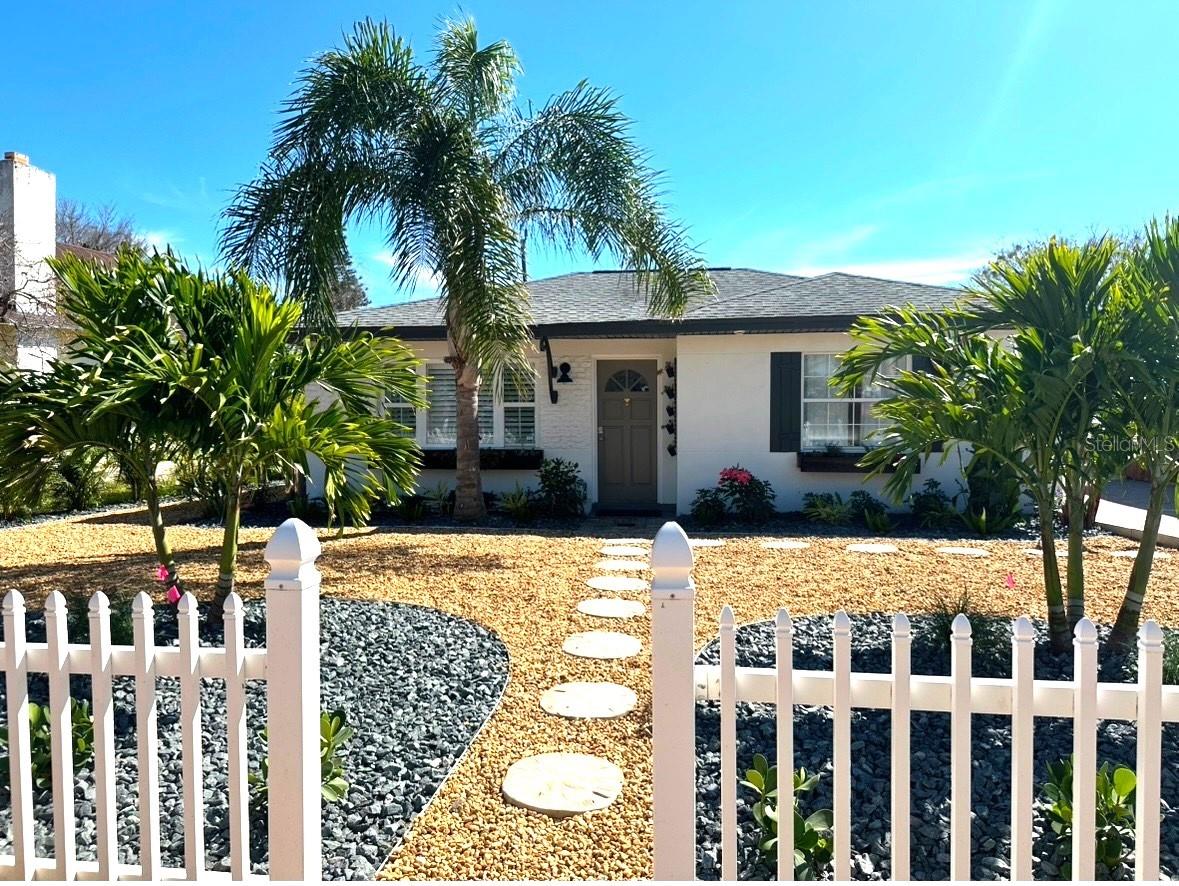 14066 MARGUERITE DR, MADEIRA BEACH, FL, 33708