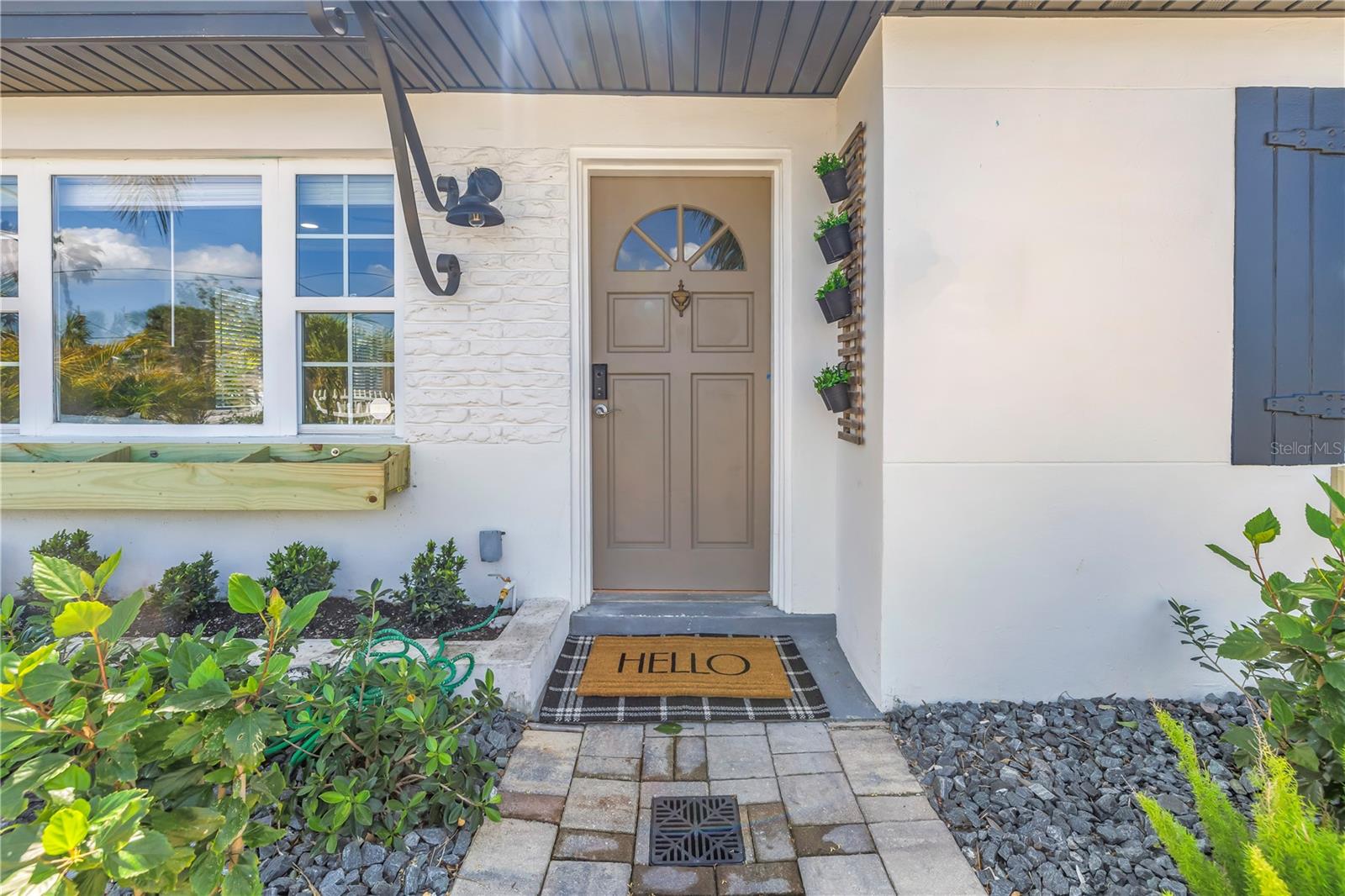 14066 MARGUERITE DR, MADEIRA BEACH, FL, 33708