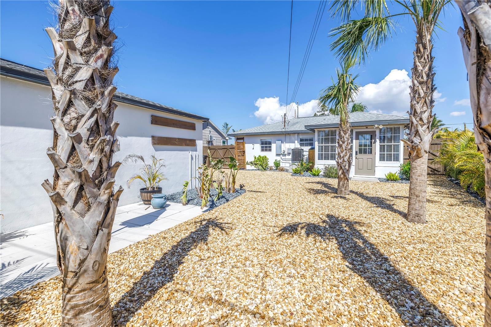 14066 MARGUERITE DR, MADEIRA BEACH, FL, 33708