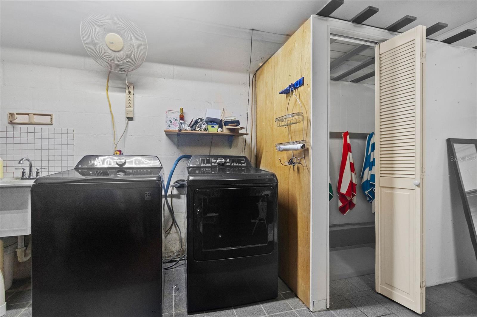 4002 HUDSON TER, TAMPA, FL, 33618