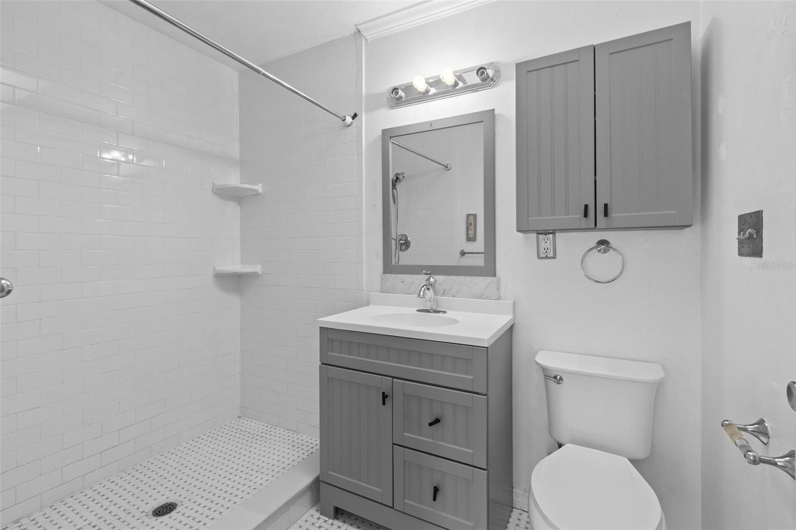 4002 HUDSON TER, TAMPA, FL, 33618