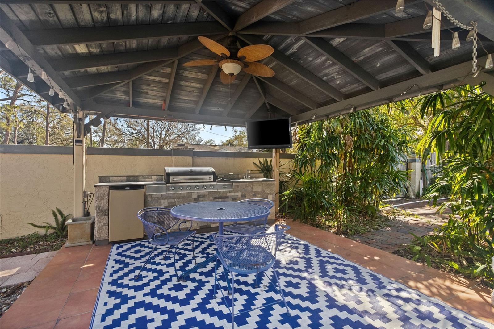 4002 HUDSON TER, TAMPA, FL, 33618