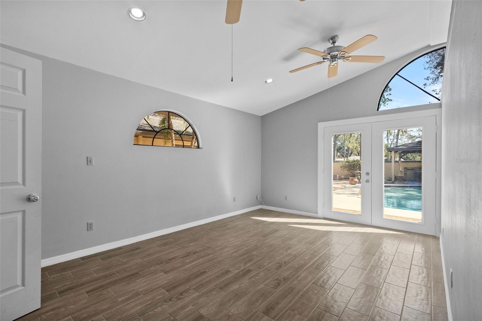 4002 HUDSON TER, TAMPA, FL, 33618