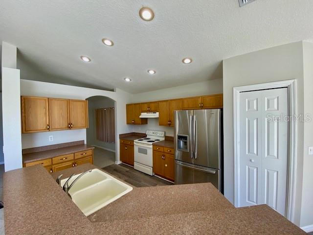 2611 VINEDALE AVE, VALRICO, FL, 33596