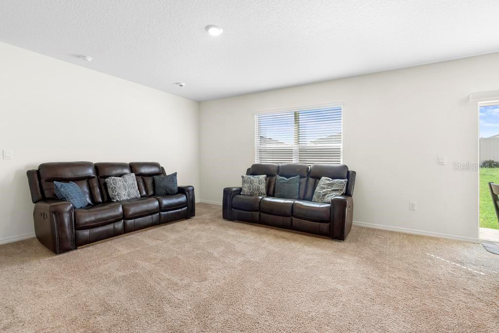 2024 GRIFFIN OAKS WAY, TAVARES, FL, 32778