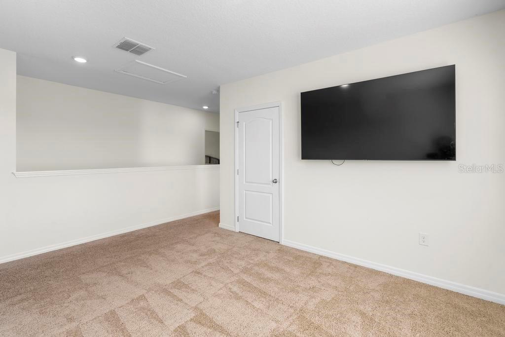 2024 GRIFFIN OAKS WAY, TAVARES, FL, 32778