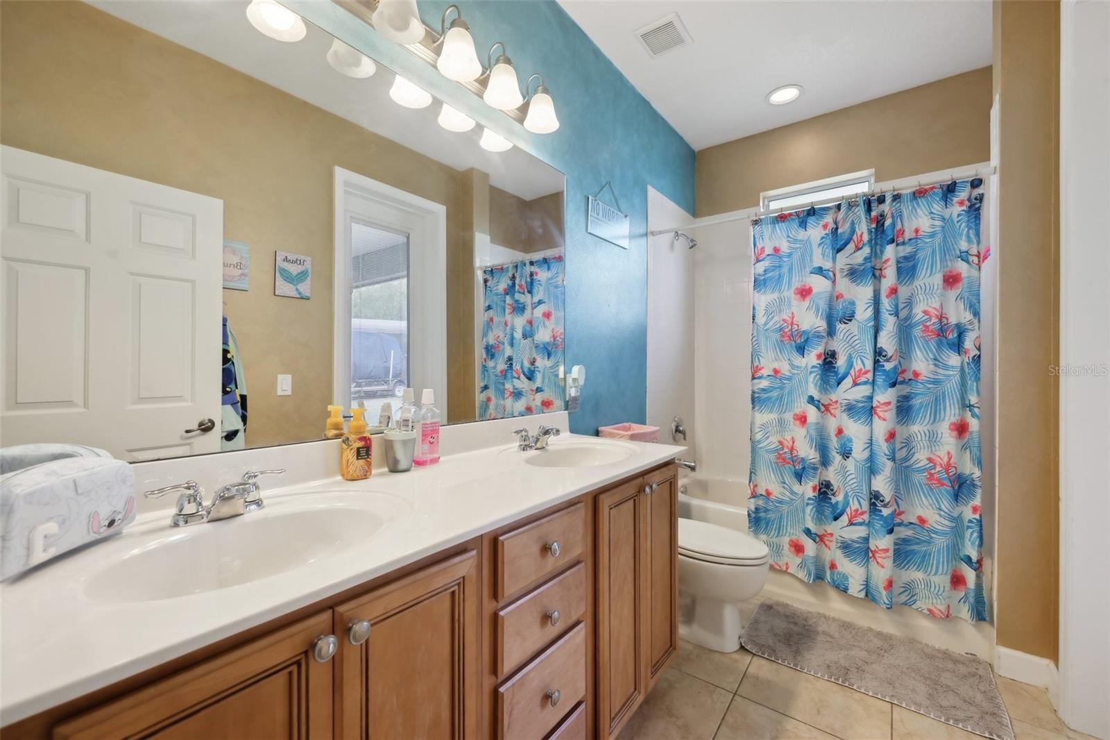 13101 BISCAYNE DR, GRAND ISLAND, FL, 32735