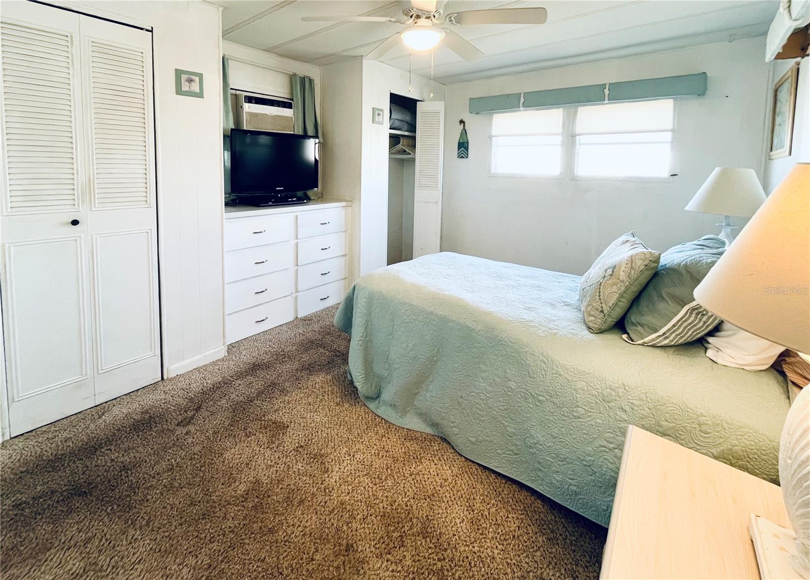 A4641948 Property Photo