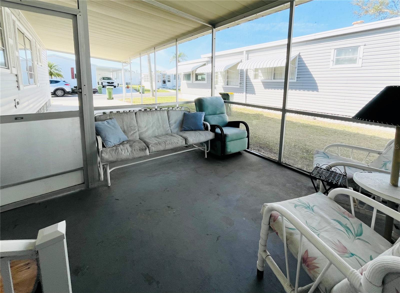 A4641948 Property Photo