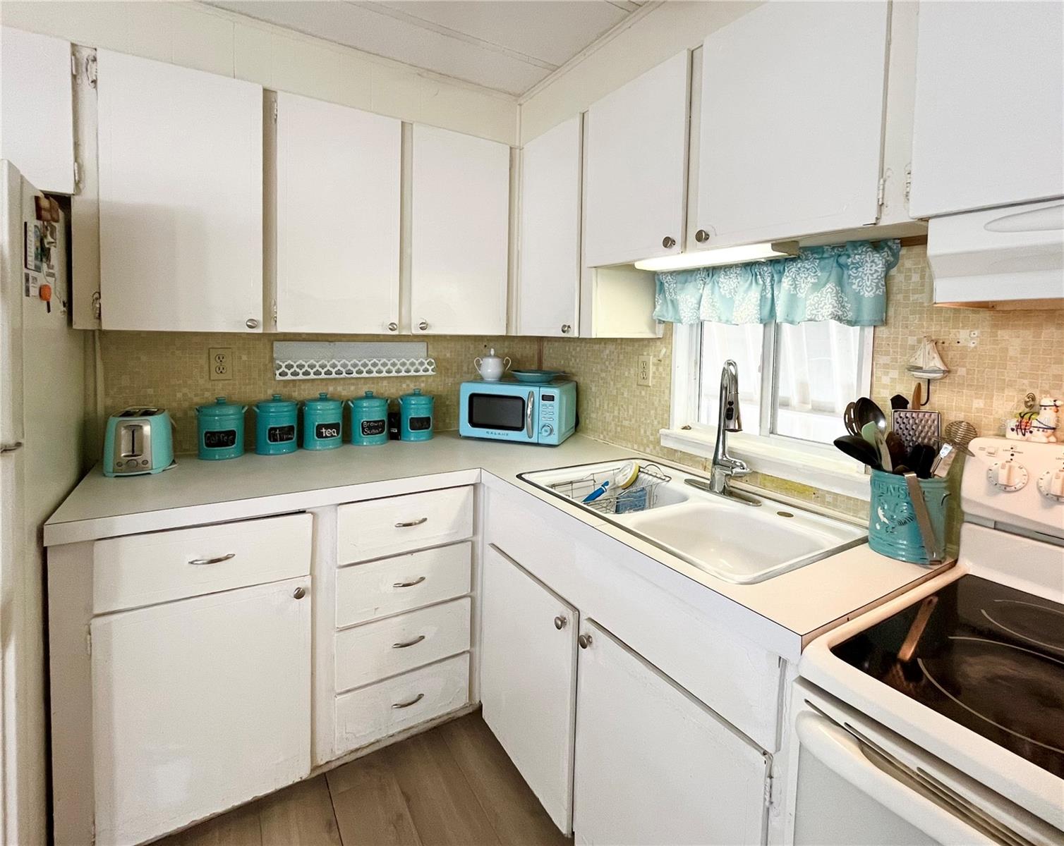 A4641948 Property Photo