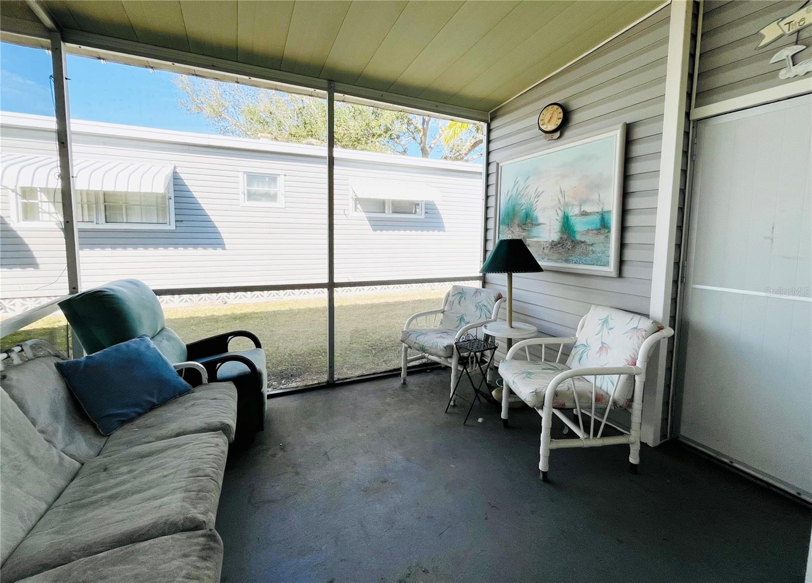 A4641948 Property Photo