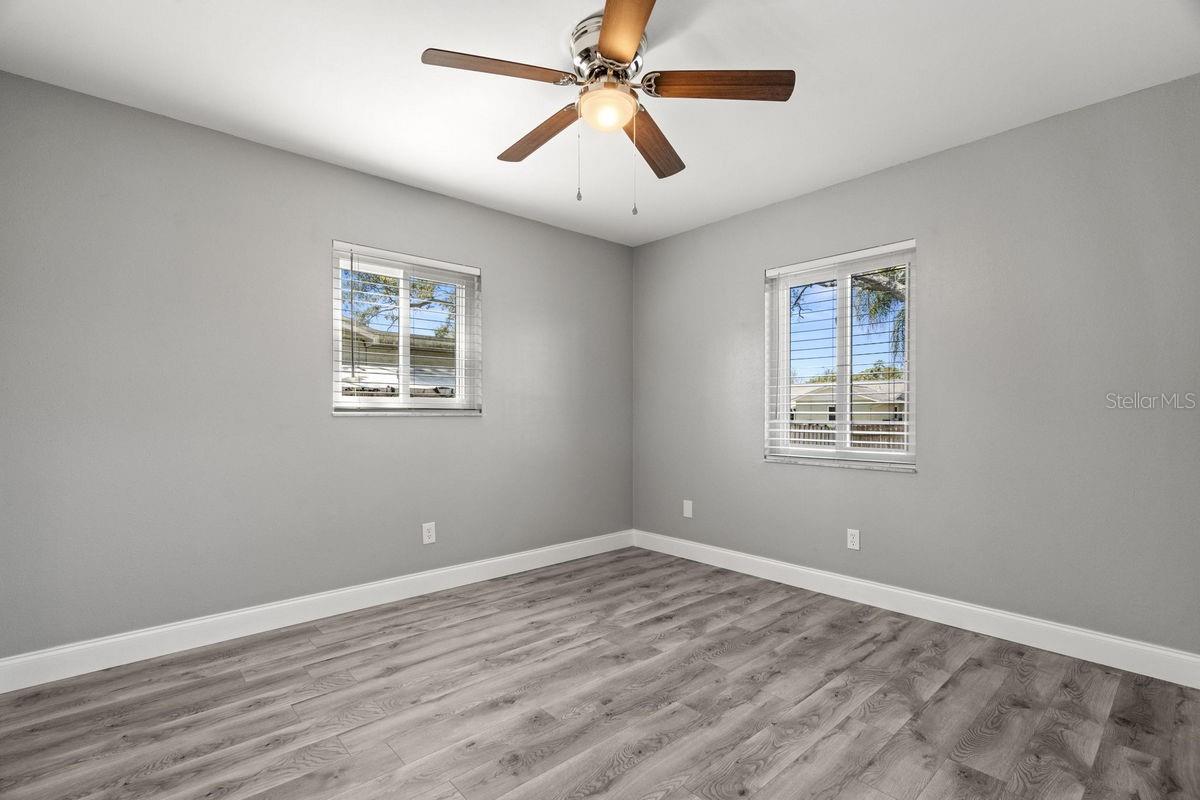1582 SANDALWOOD DR, DUNEDIN, FL, 34698