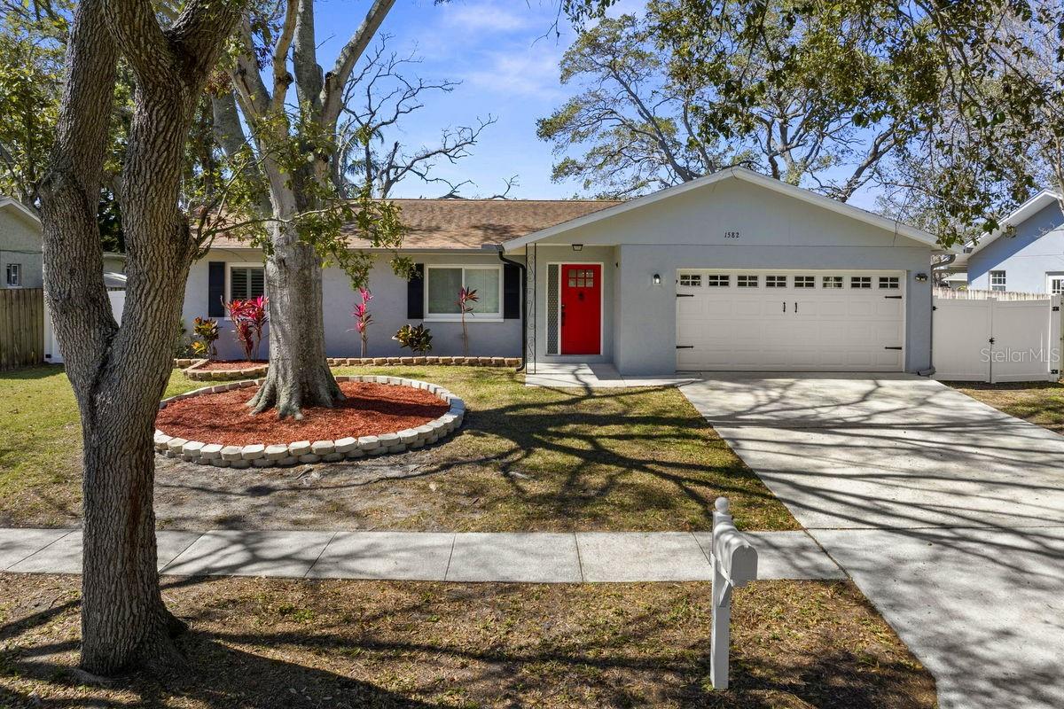 1582 SANDALWOOD DR, DUNEDIN, FL, 34698