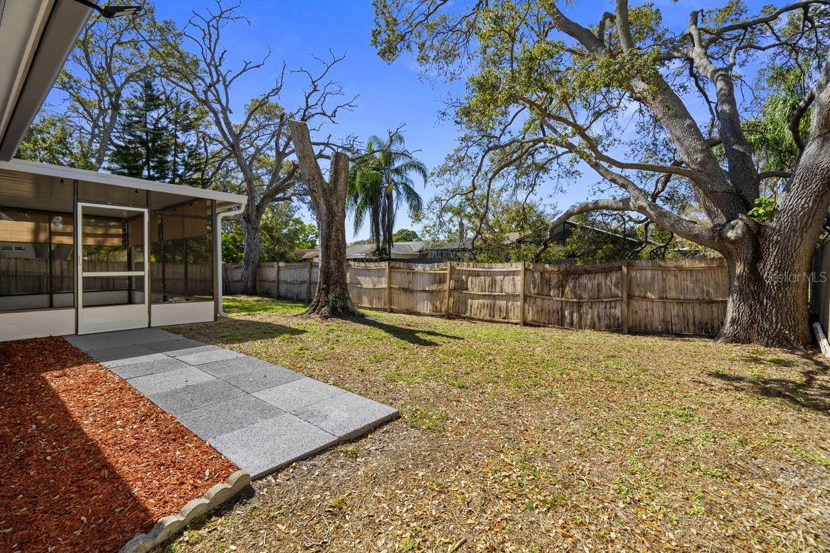 1582 SANDALWOOD DR, DUNEDIN, FL, 34698