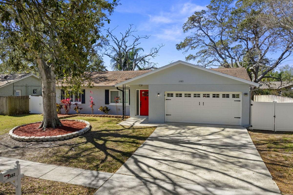 1582 SANDALWOOD DR, DUNEDIN, FL, 34698