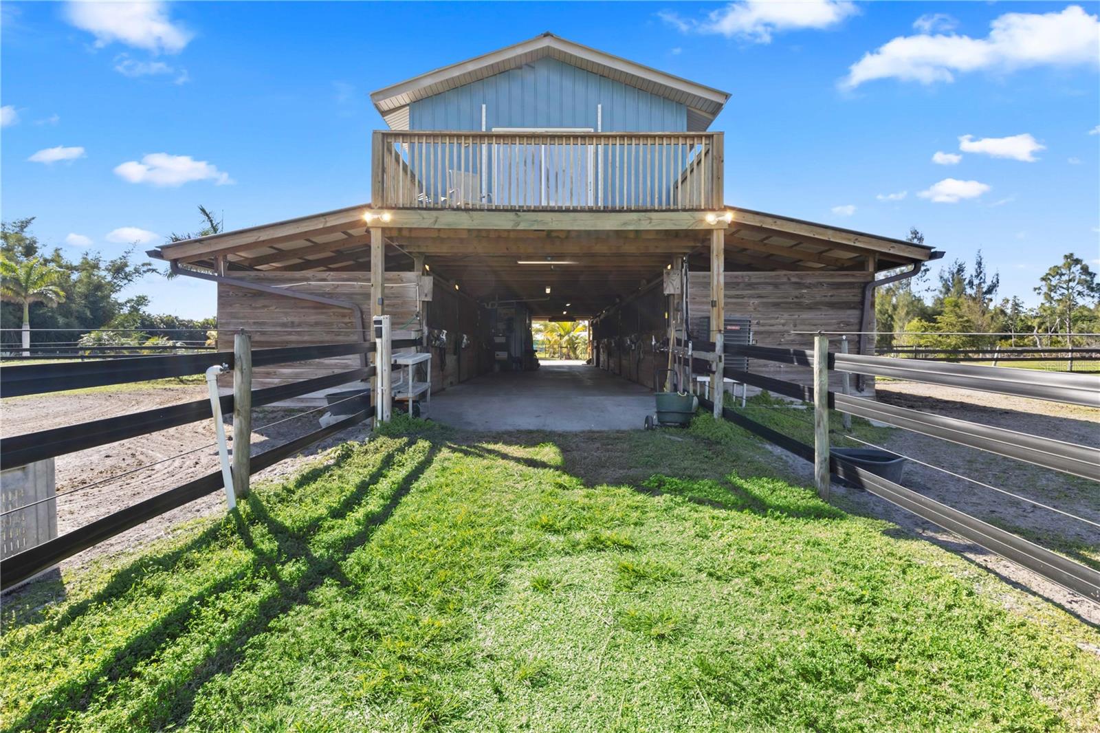 6050 STRINGFELLOW RD, ST JAMES CITY, FL, 33956