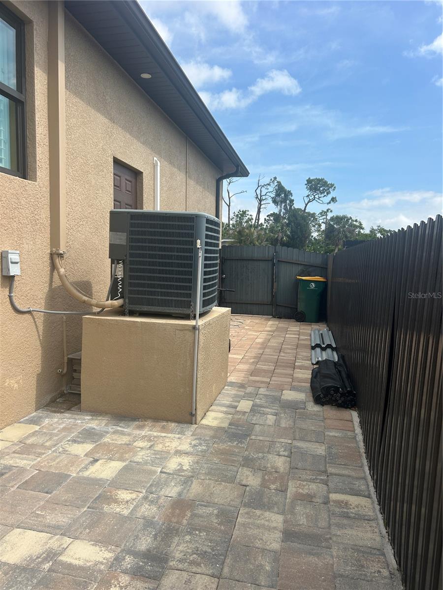 2031 BASIN ST, PORT CHARLOTTE, FL, 33952