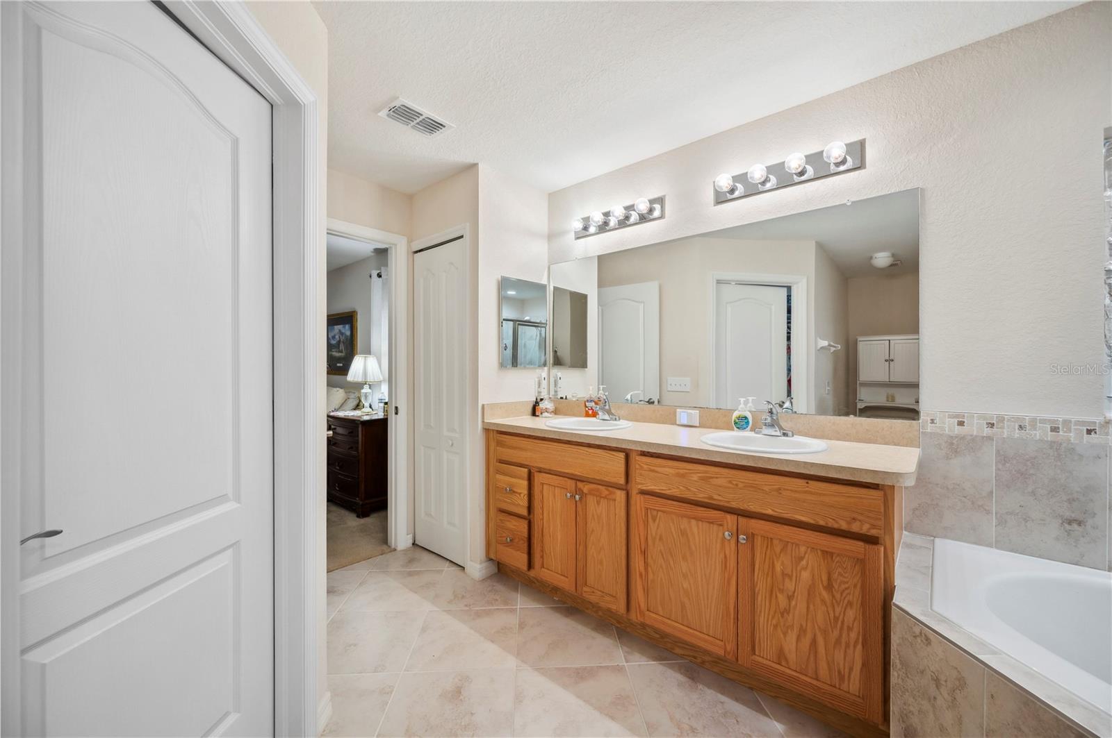 1888 CREEKS VISTA BLVD, LAKELAND, FL, 33810