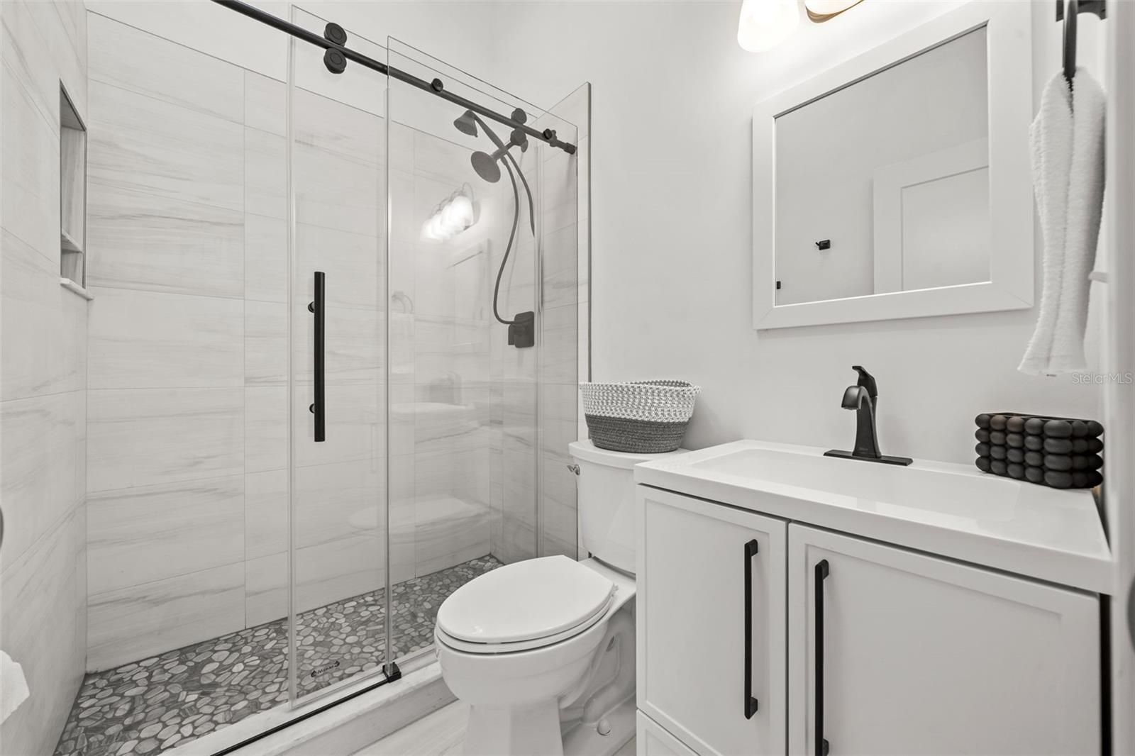 1129 SEASIDE DR #15, SARASOTA, FL, 34242