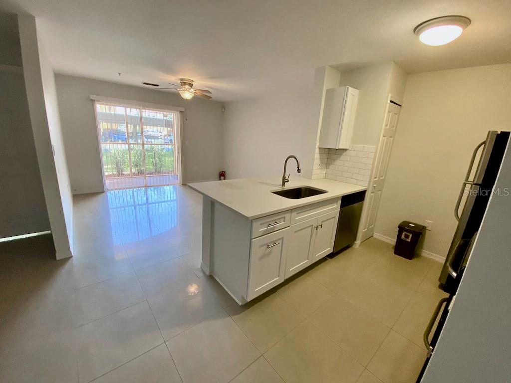 5451 VINELAND RD #2114, ORLANDO, FL, 32811