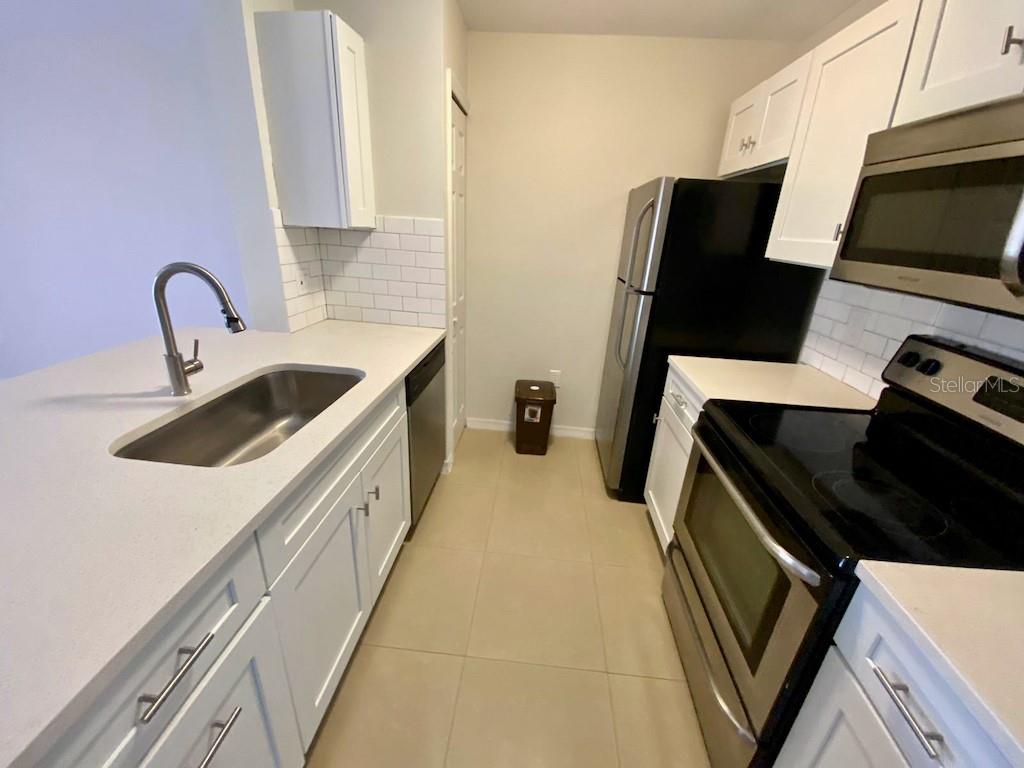 5451 VINELAND RD #2114, ORLANDO, FL, 32811