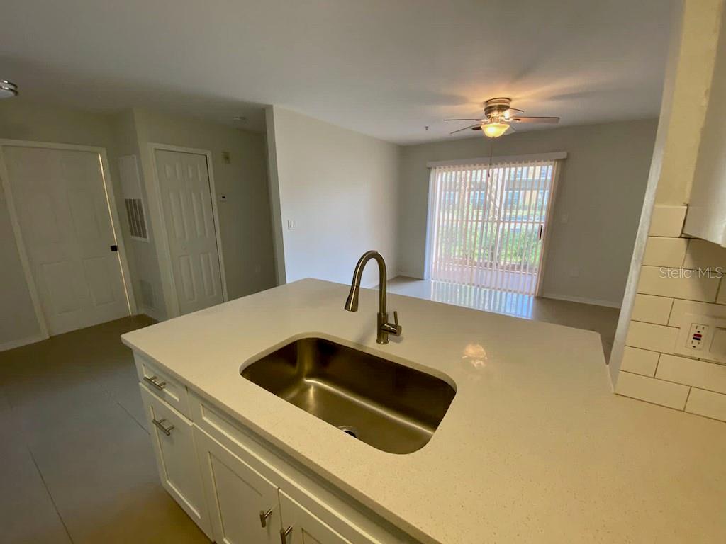 5451 VINELAND RD #2114, ORLANDO, FL, 32811