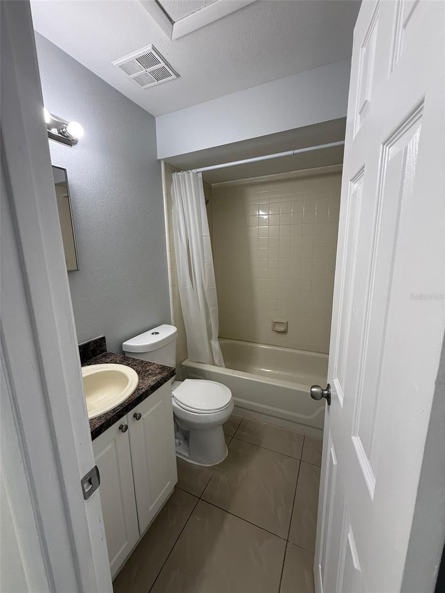 9823 BARLEY CLUB DR #8, ORLANDO, FL, 32837