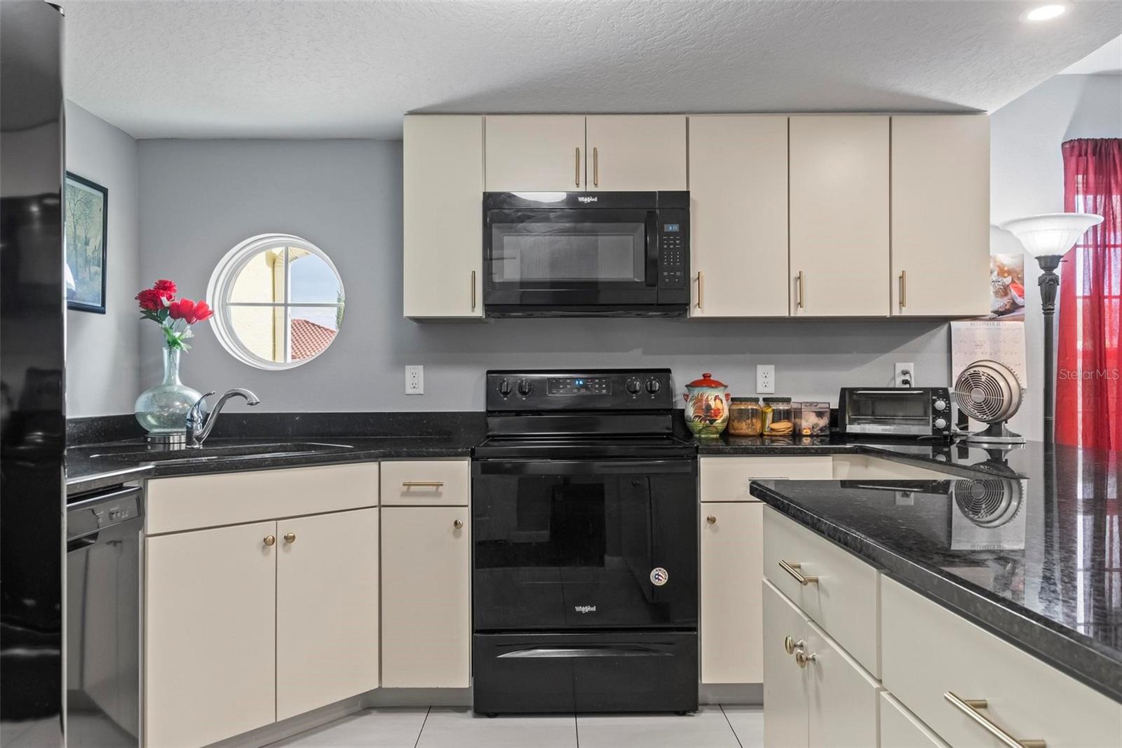 51 PRESIDENTIAL LN, PALM COAST, FL, 32164