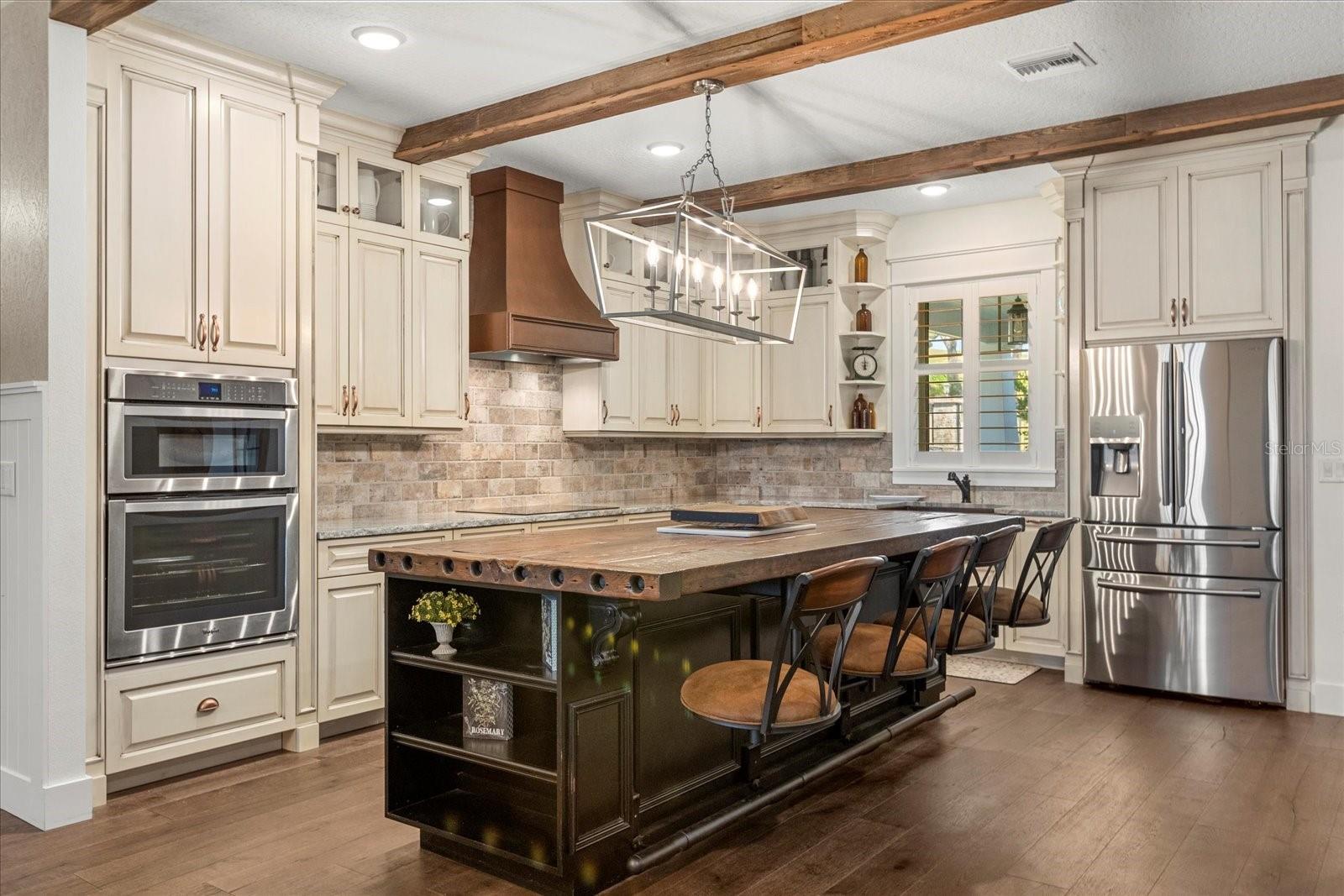 2600 ROBIE AVE, MOUNT DORA, FL, 32757