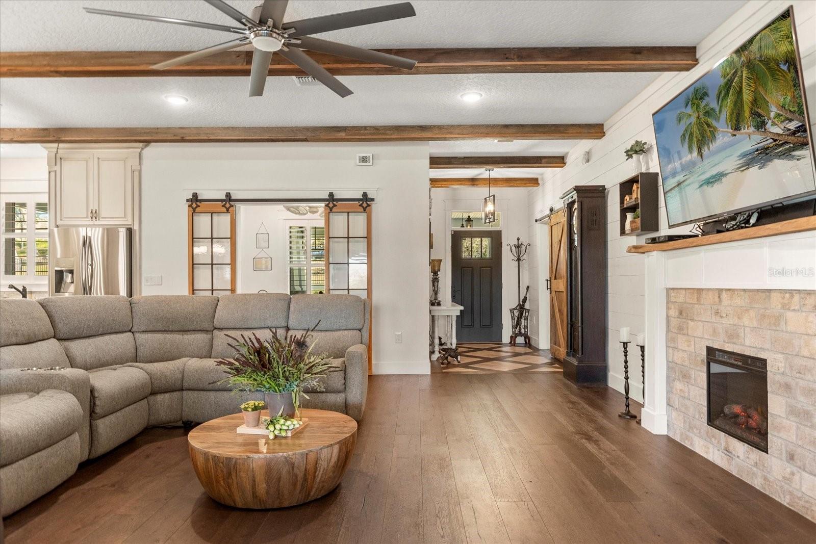 2600 ROBIE AVE, MOUNT DORA, FL, 32757