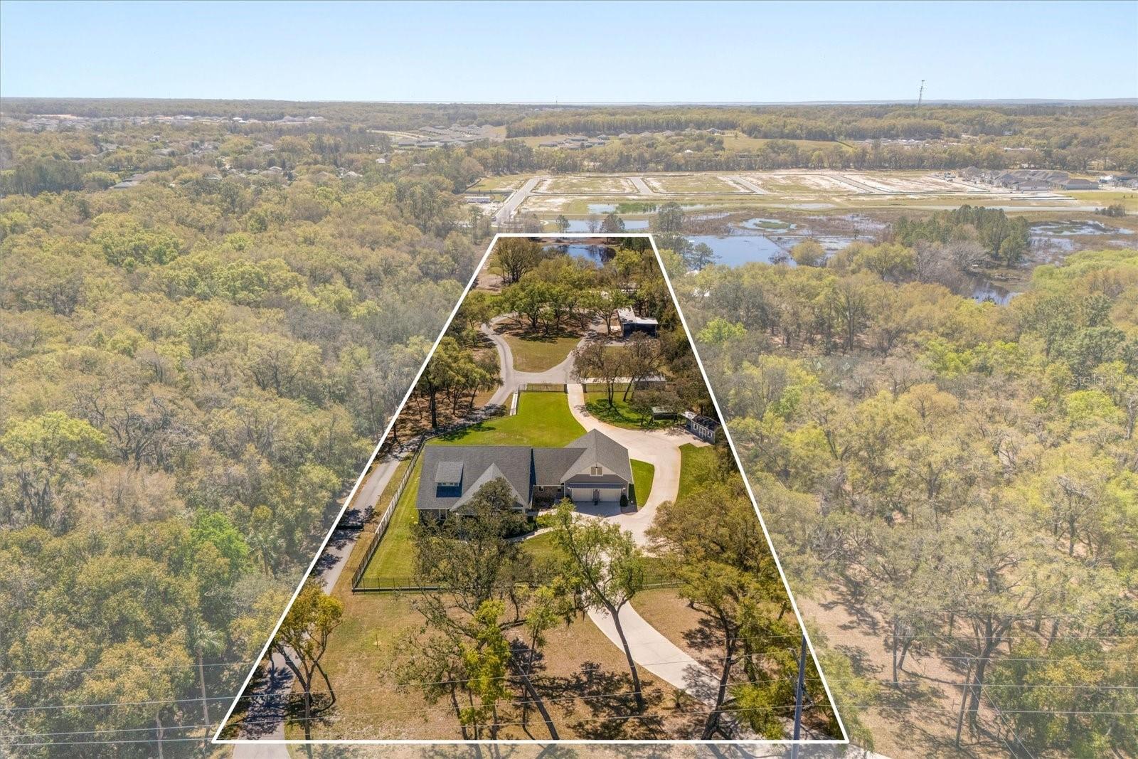 2600 ROBIE AVE, MOUNT DORA, FL, 32757
