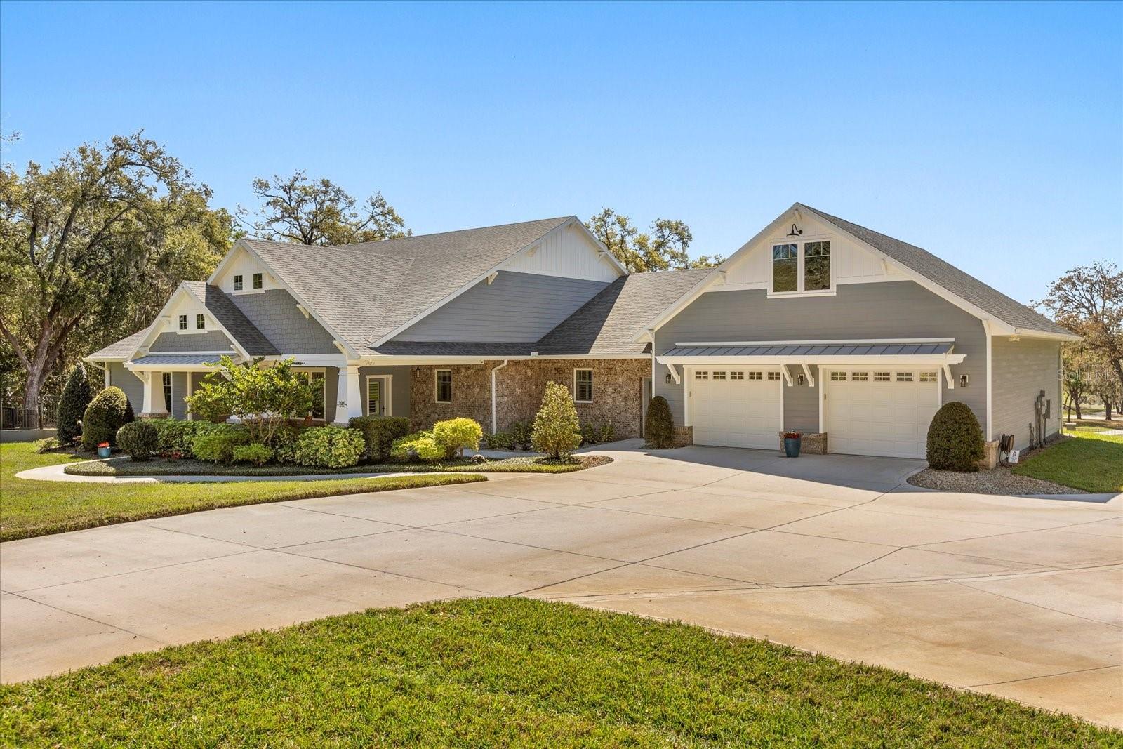 2600 ROBIE AVE, MOUNT DORA, FL, 32757