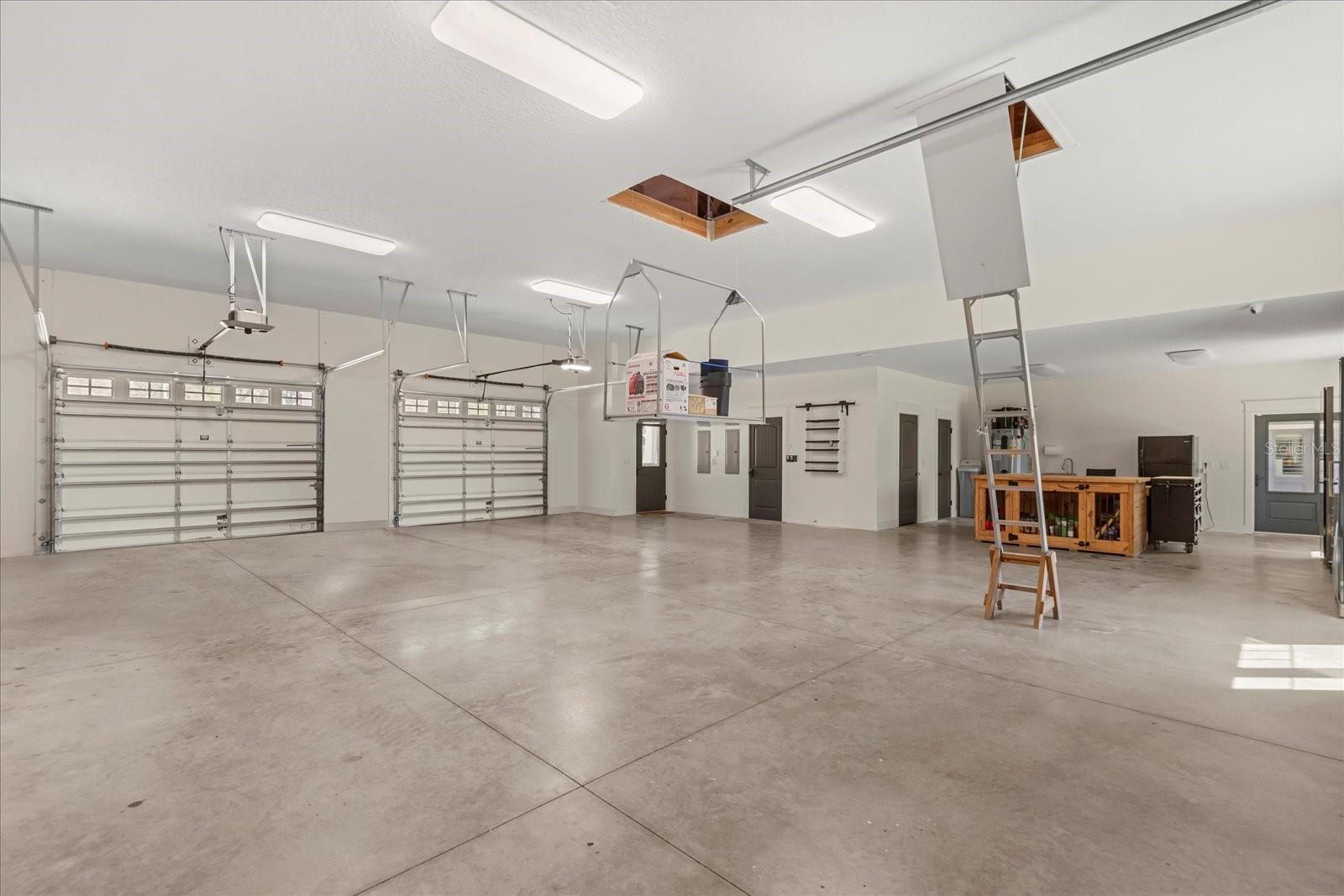 2600 ROBIE AVE, MOUNT DORA, FL, 32757