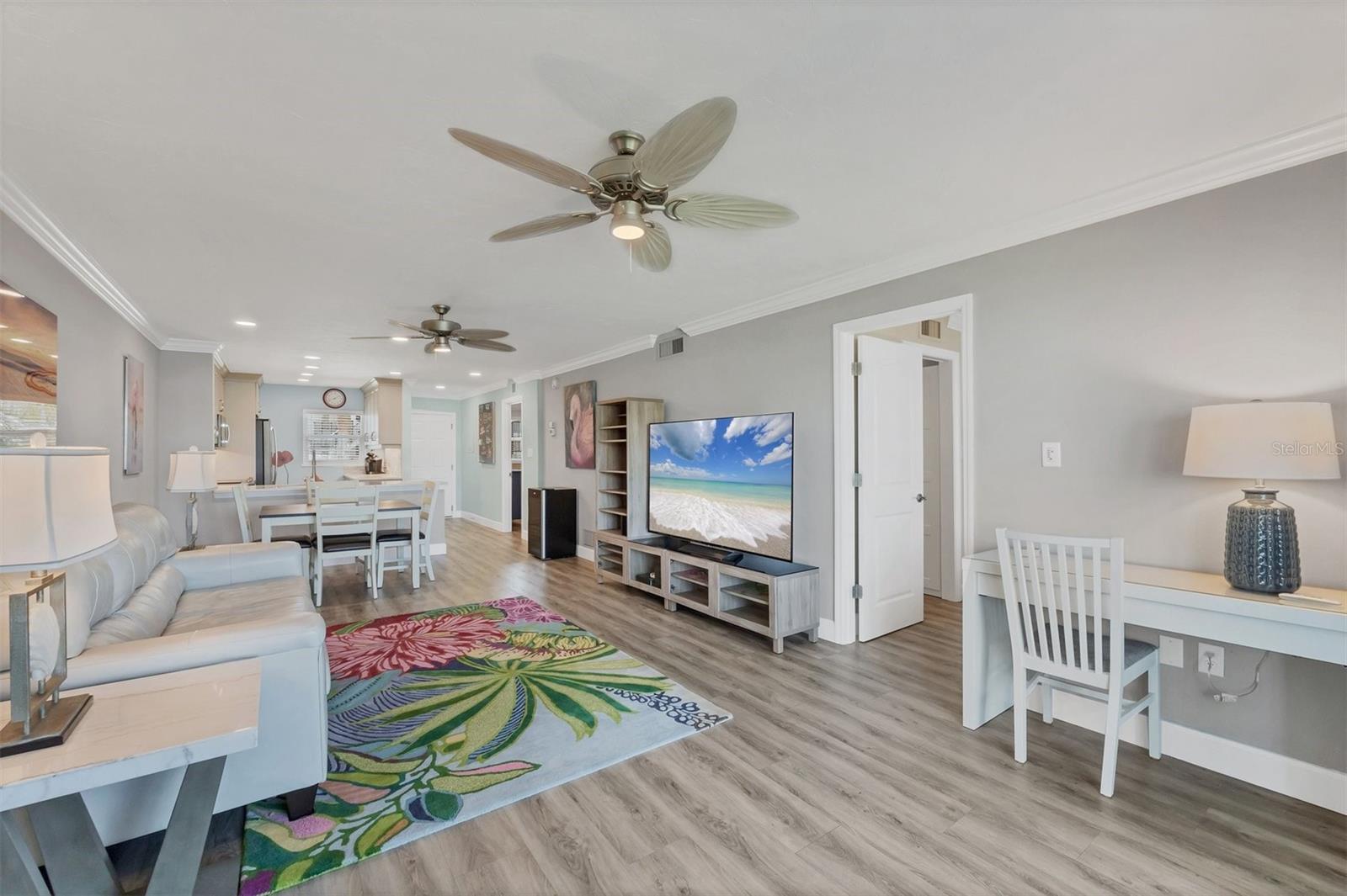 250 SANTA MARIA ST #215, VENICE, FL, 34285