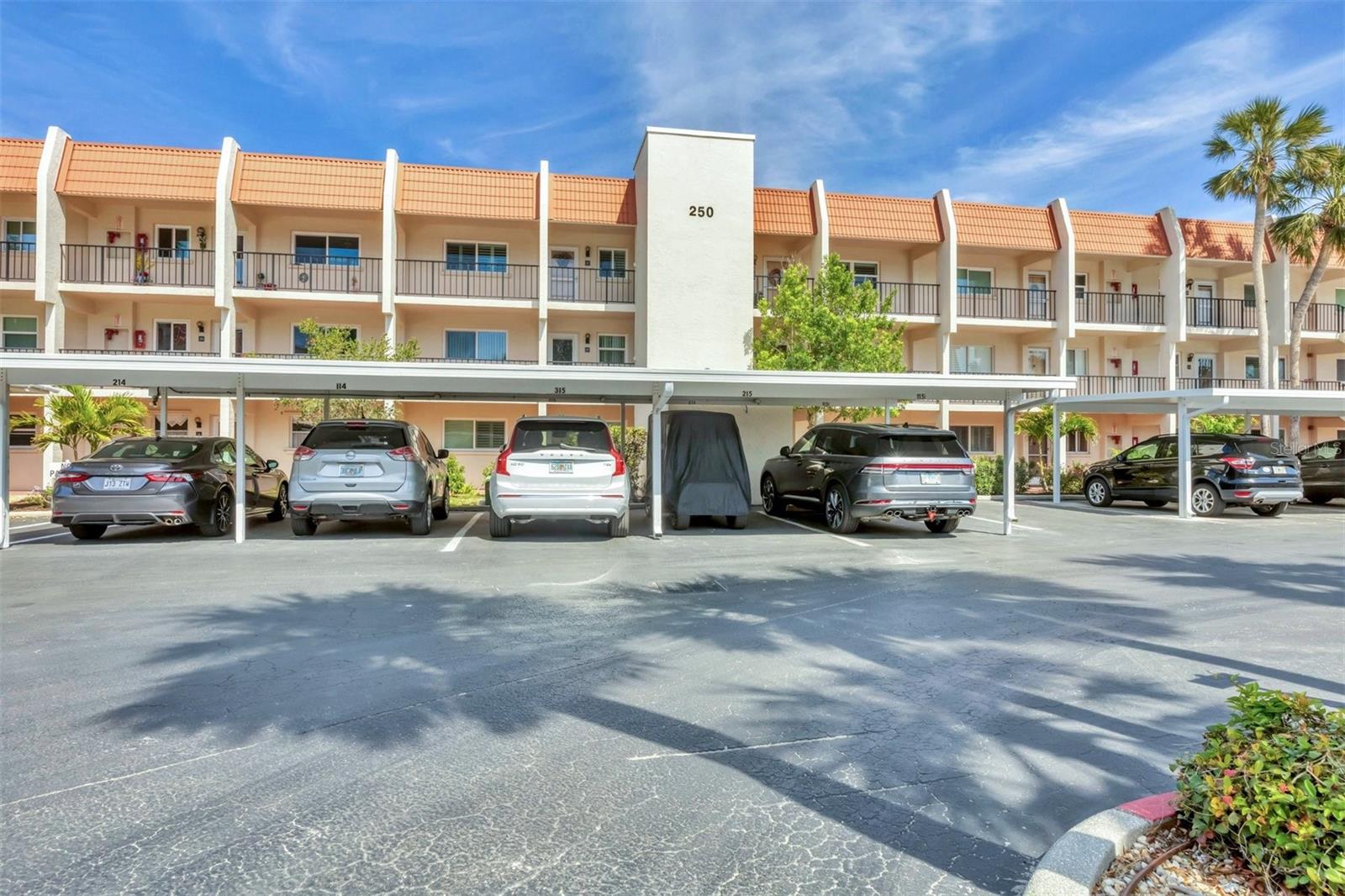 250 SANTA MARIA ST #215, VENICE, FL, 34285