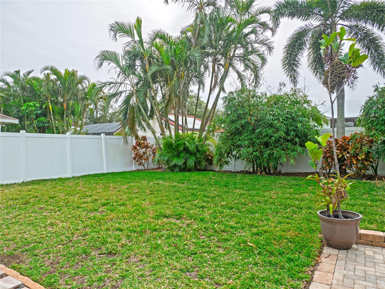 13922 OAK FOREST BLVD N, SEMINOLE, FL, 33776