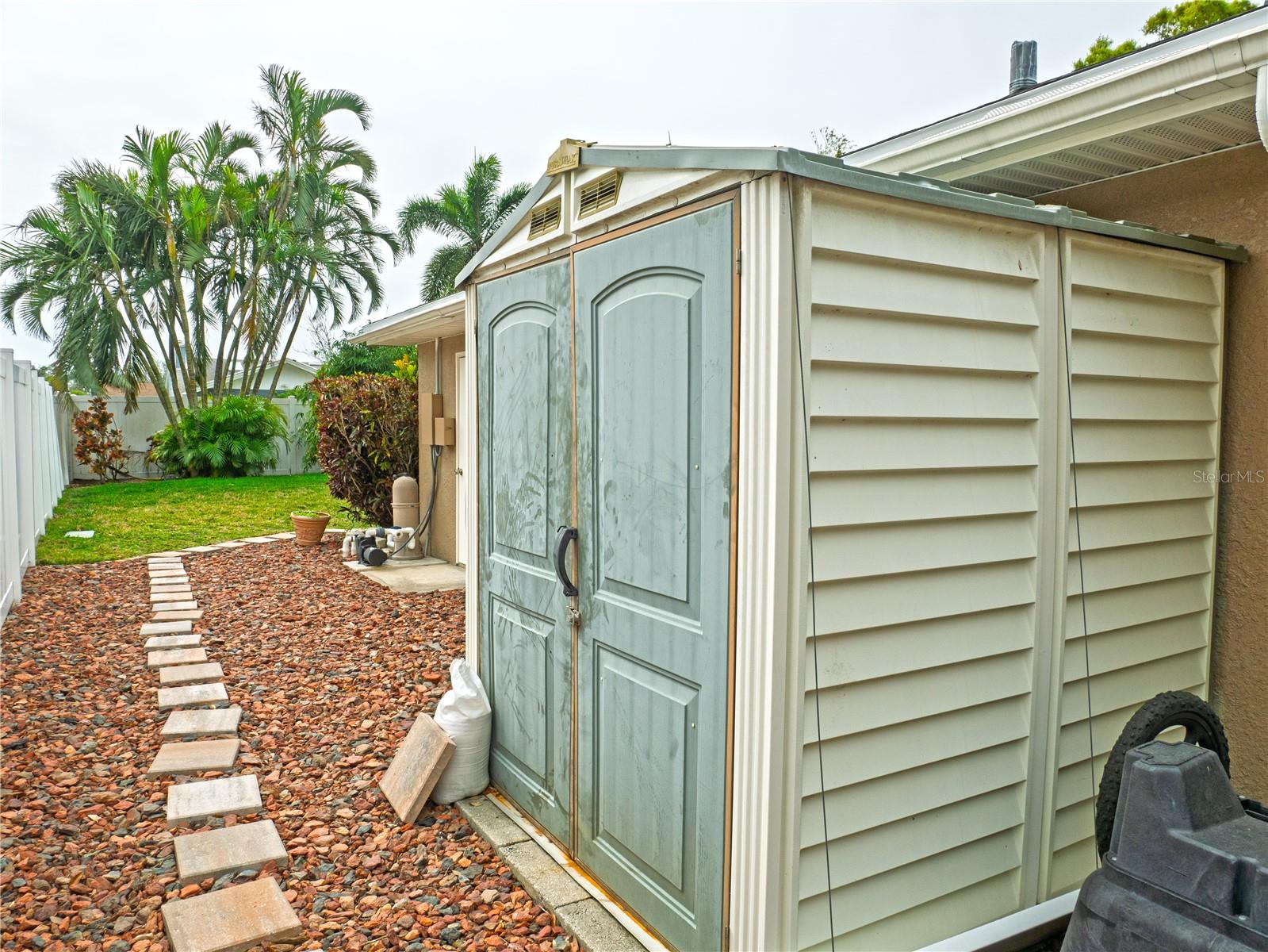 13922 OAK FOREST BLVD N, SEMINOLE, FL, 33776