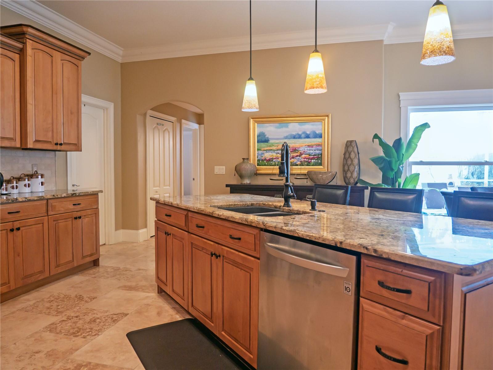 13922 OAK FOREST BLVD N, SEMINOLE, FL, 33776