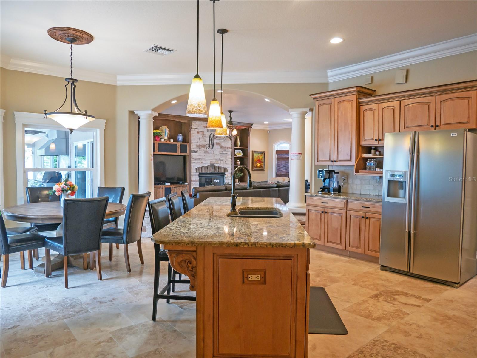 13922 OAK FOREST BLVD N, SEMINOLE, FL, 33776