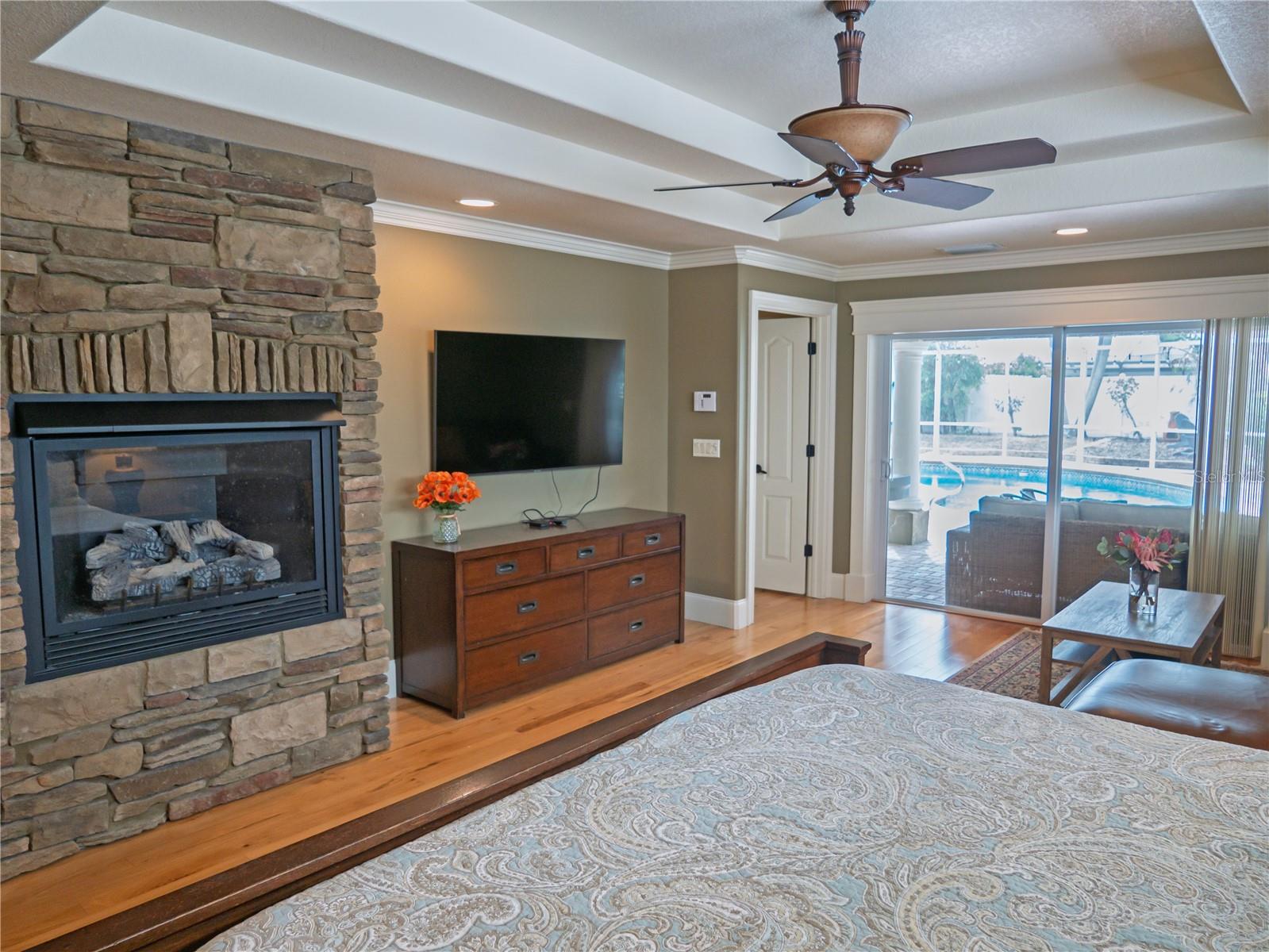 13922 OAK FOREST BLVD N, SEMINOLE, FL, 33776