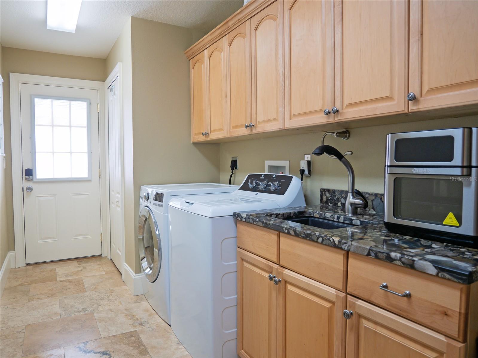 13922 OAK FOREST BLVD N, SEMINOLE, FL, 33776