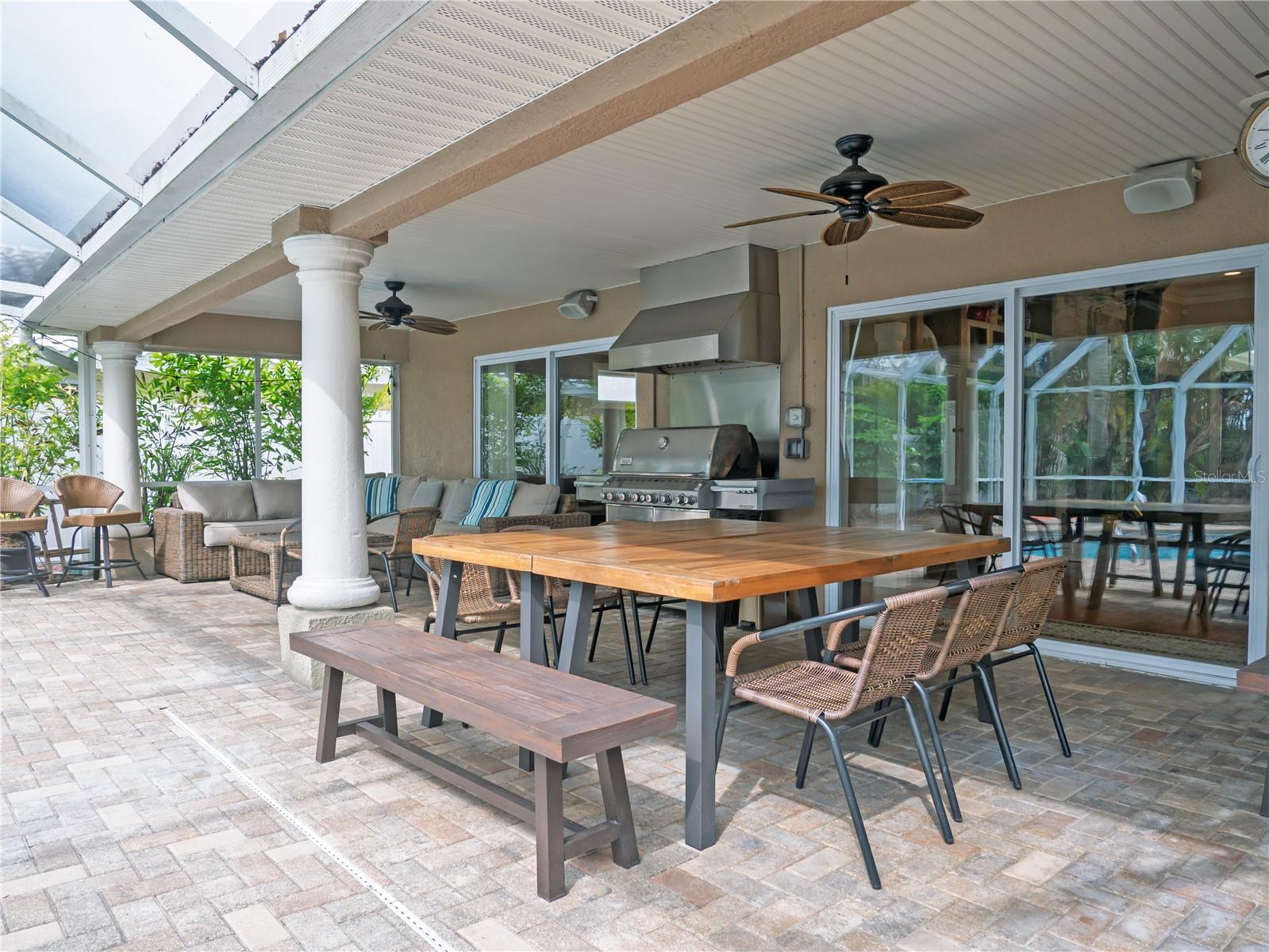 13922 OAK FOREST BLVD N, SEMINOLE, FL, 33776