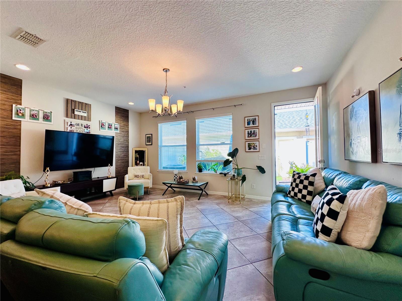8628 DUFFERIN LN, ORLANDO, FL, 32832