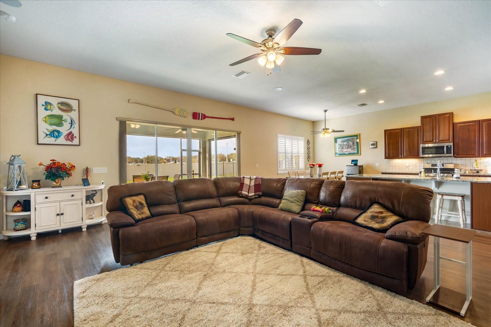 11834 LAKE LUCAYA DR, RIVERVIEW, FL, 33579
