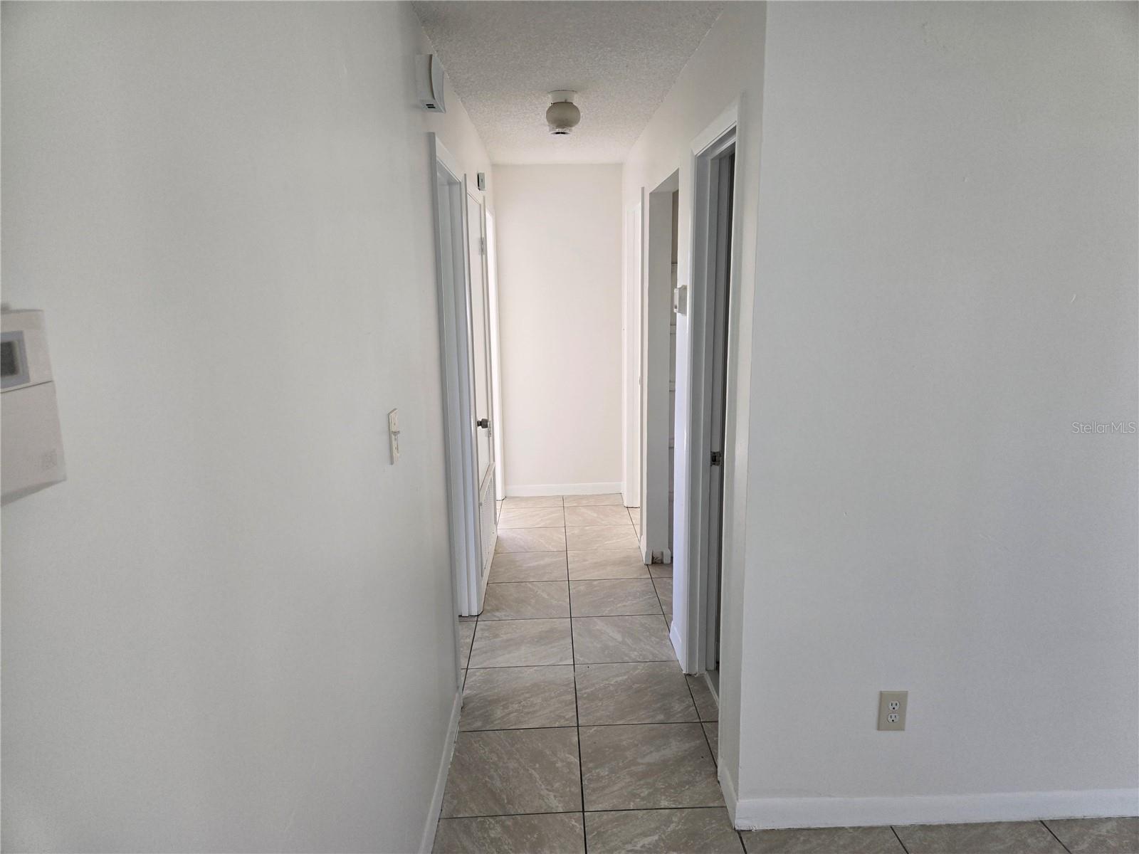 1086 MAYFLOWER AVE, DELTONA, FL, 32725
