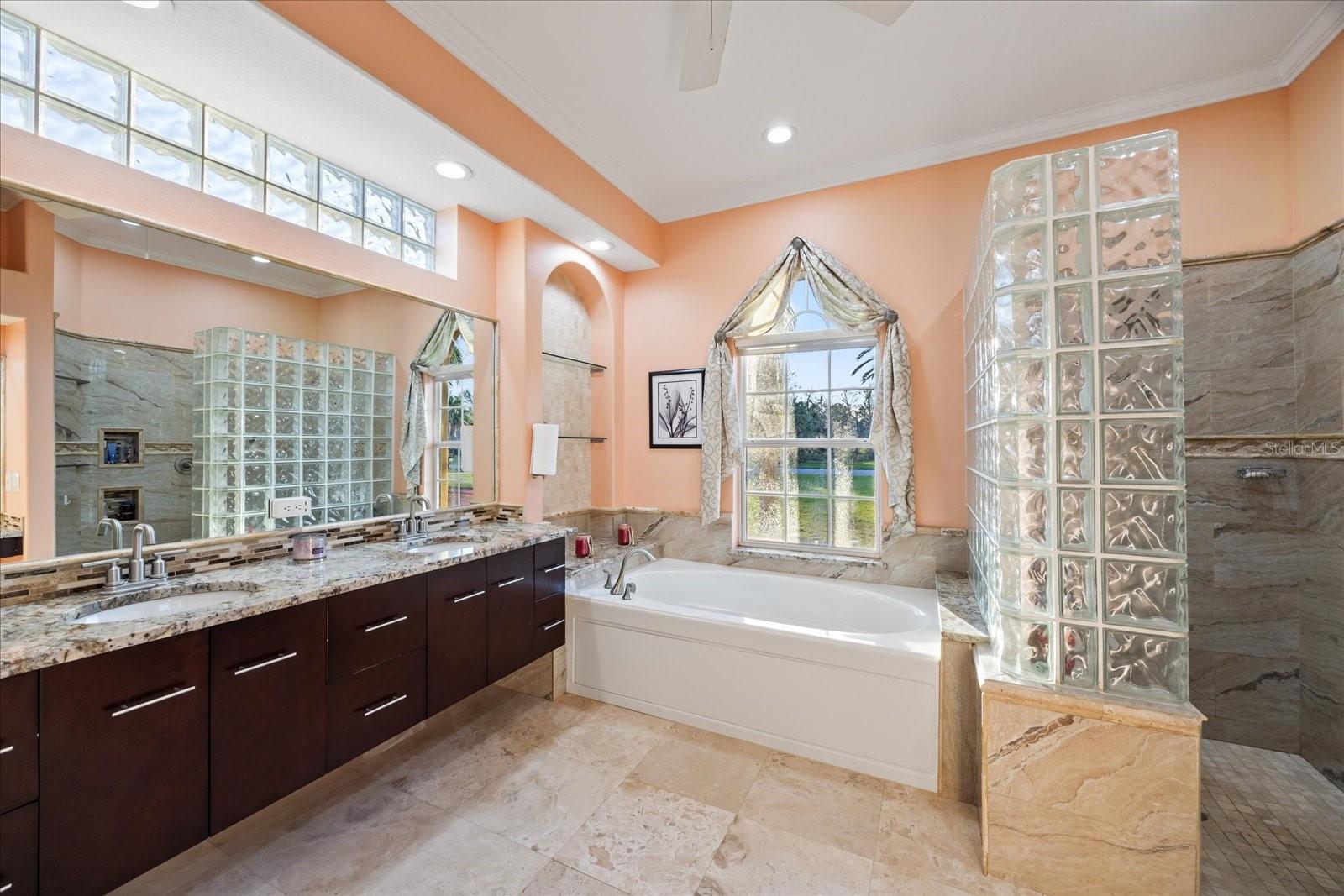 6107 GLEN ABBEY LN, BRADENTON, FL, 34202