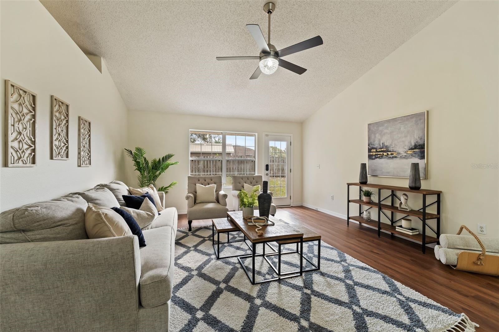 1600 AMBOY DR, DELTONA, FL, 32738